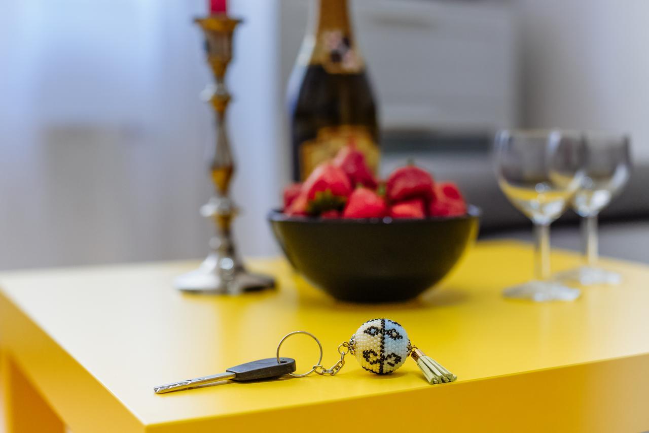 Beautiful Apartment In Central Residence Prag Exteriör bild